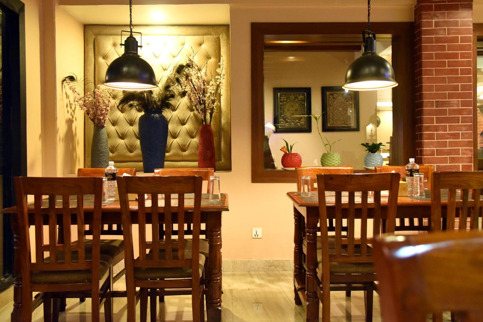 Kumari Boutique Hotel กาฐมาณฑุ ภายนอก รูปภาพ