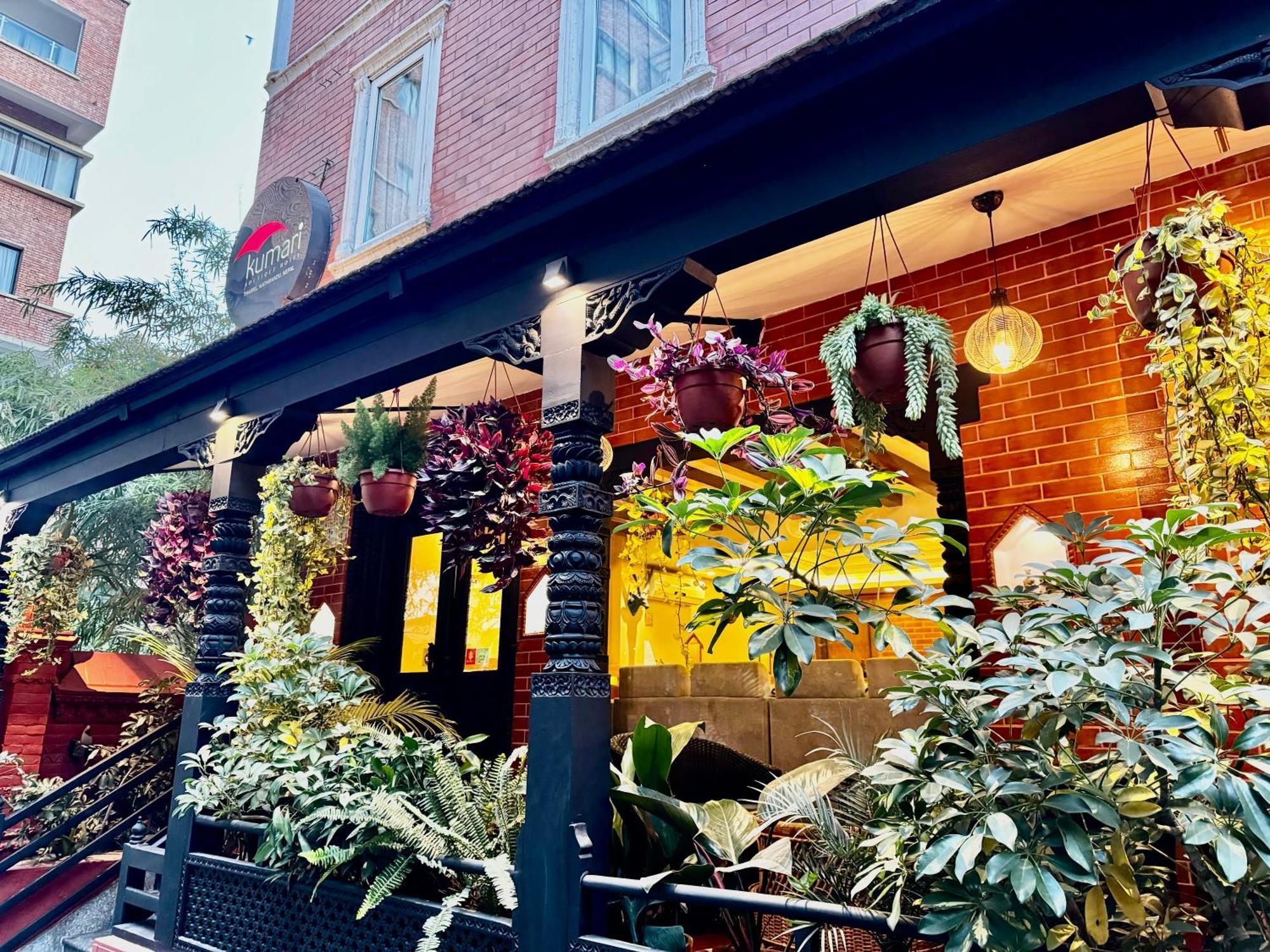 Kumari Boutique Hotel กาฐมาณฑุ ภายนอก รูปภาพ