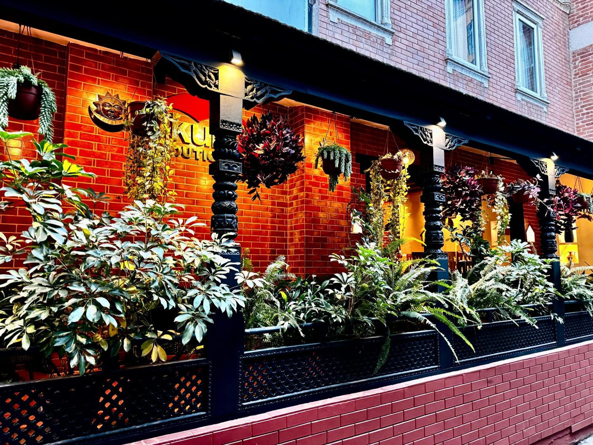 Kumari Boutique Hotel กาฐมาณฑุ ภายนอก รูปภาพ