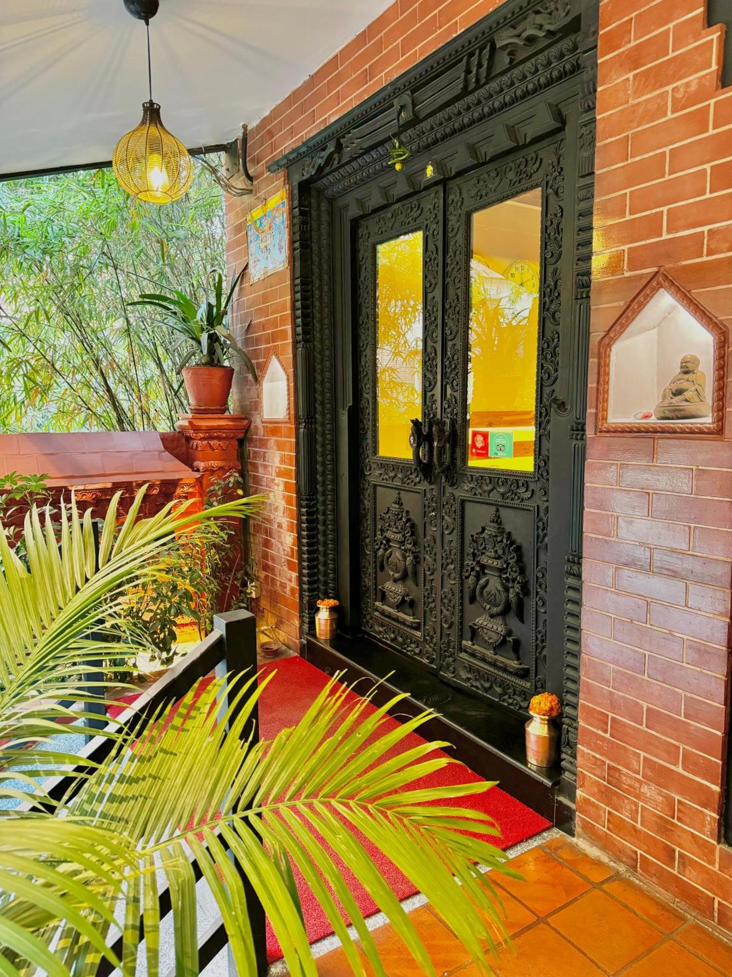 Kumari Boutique Hotel กาฐมาณฑุ ภายนอก รูปภาพ