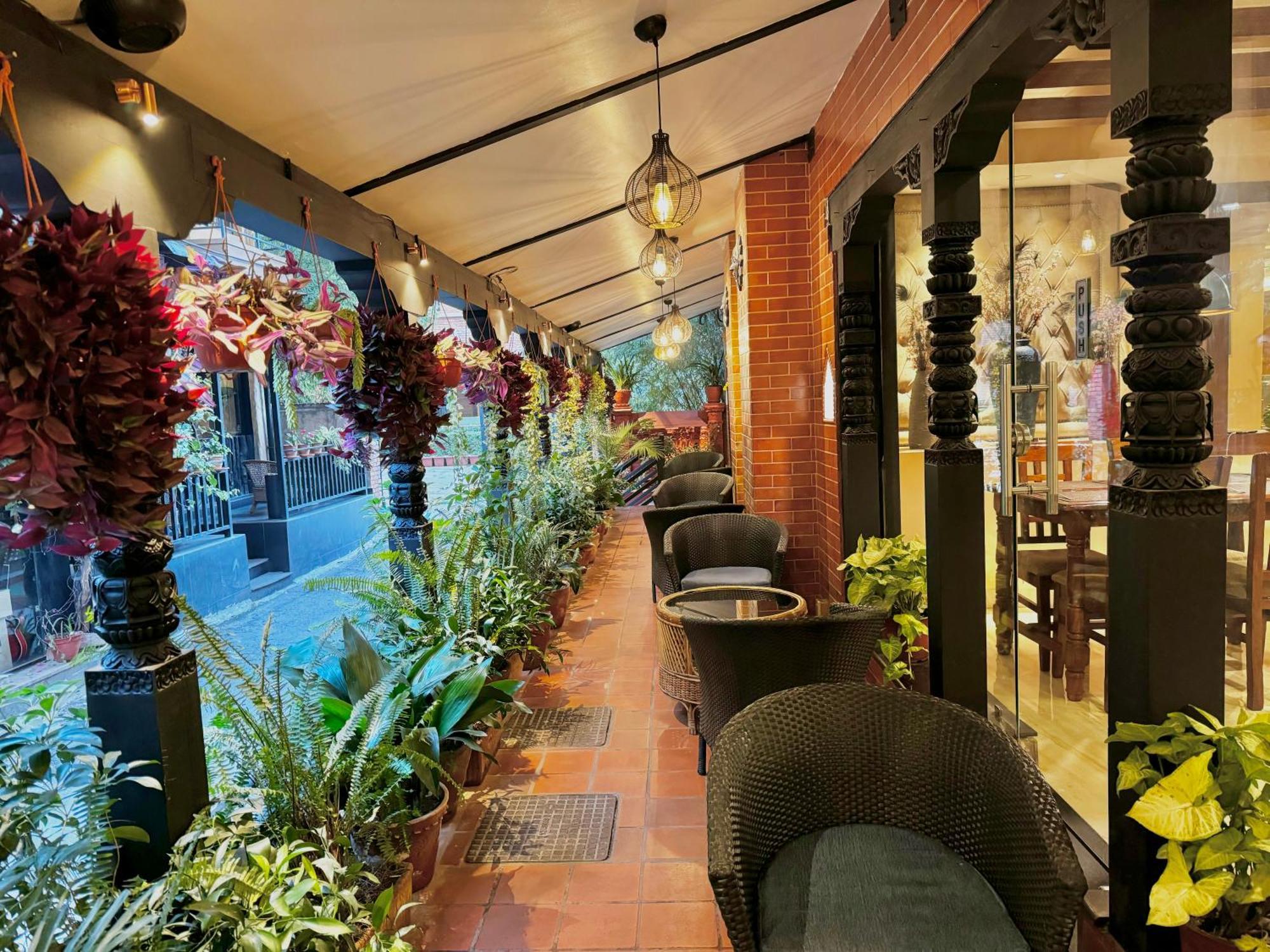 Kumari Boutique Hotel กาฐมาณฑุ ภายนอก รูปภาพ